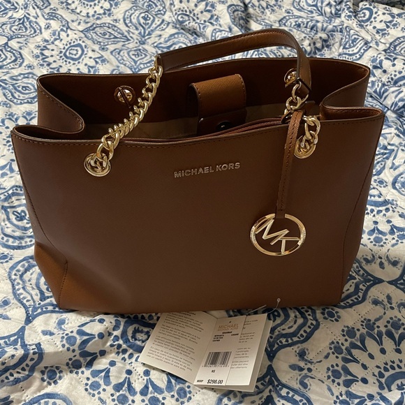 Michael Kors Tan Leather Handbag - Picture 1 of 9